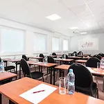 Hotel Plus 3* Pressburg
