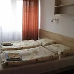 Hotel Hotel Plus Pressburg