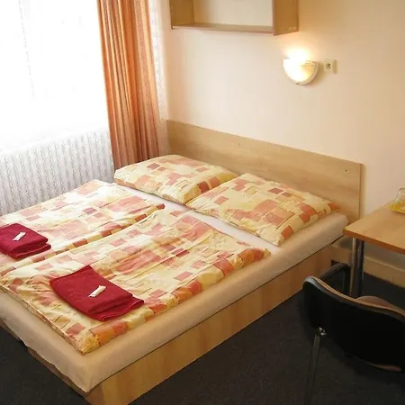 Hotel Plus 3* Bratislava