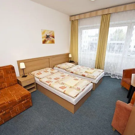 Hotel Hotel Plus