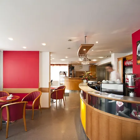 هوتل بلس فندق 3*