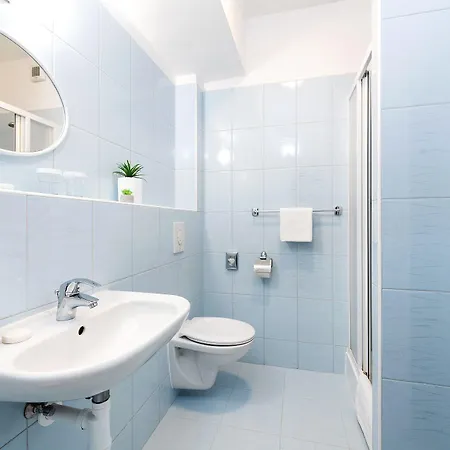Hotel Hotel Plus Pressburg