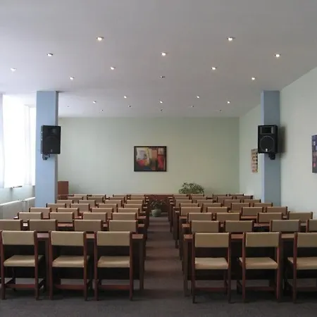 Hotel Hotel Plus Pressburg
